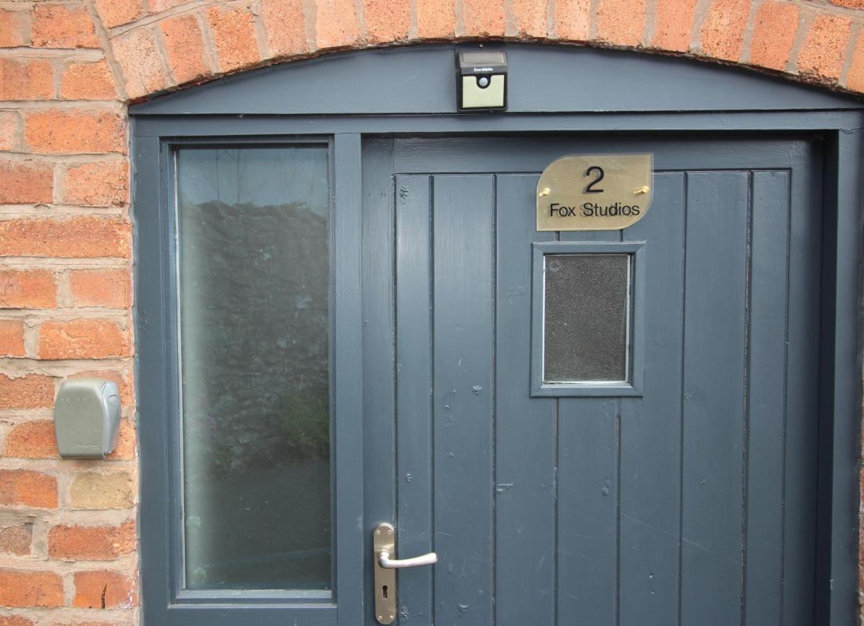 2 Fox Studios Much Wenlock Extérieur photo